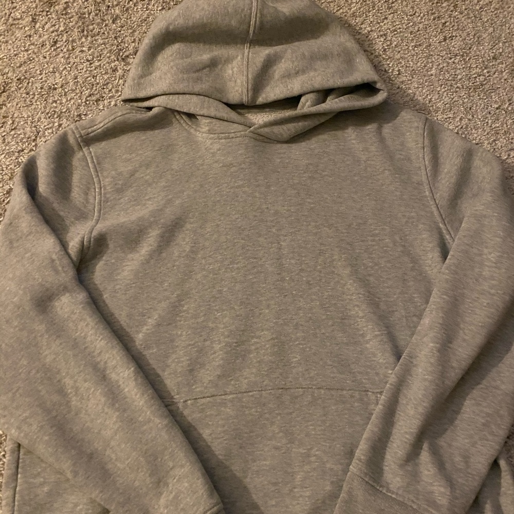 Two gap plain hoodies in medium